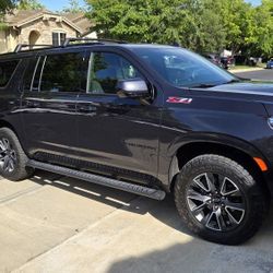 2023 Chevrolet Suburban