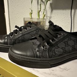 Gucci Authentic Sneakers 