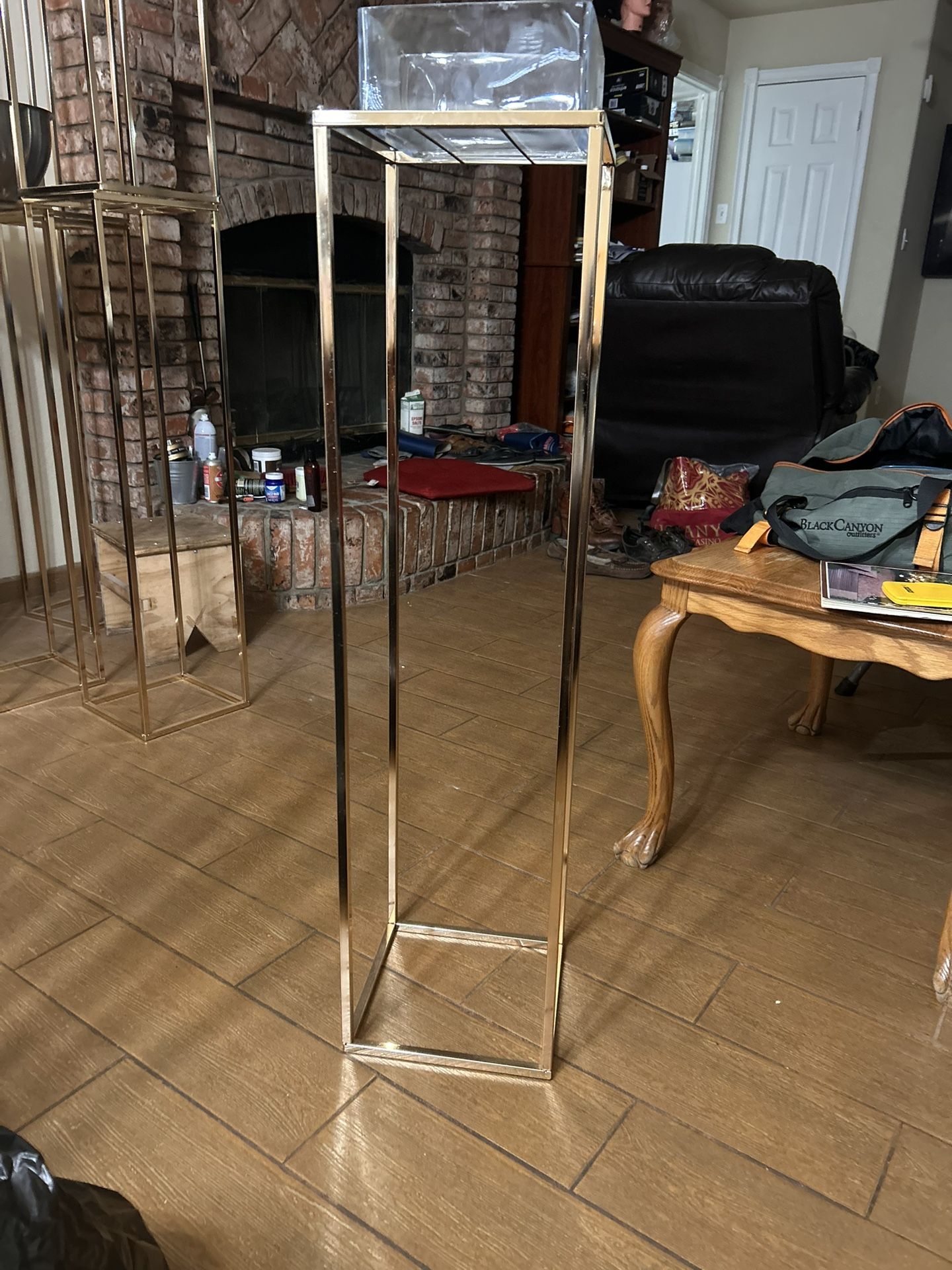 Cylinder Square Vase Holder