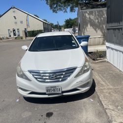 Car Huyndai Sonata 2011
