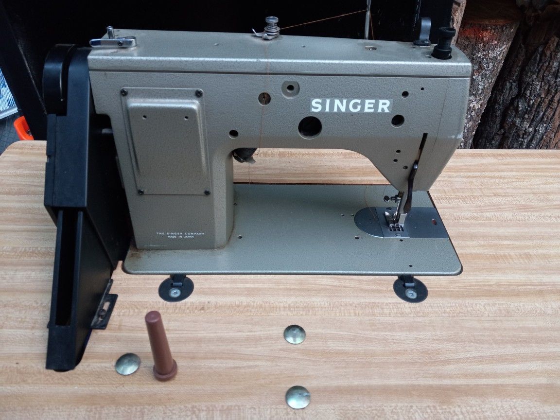 sewing machine singer