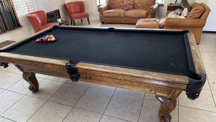 Pool table