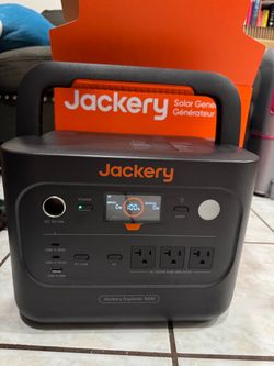 Jackery 1000 v2 solar generator