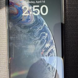 iPhone xR 64 Gb
