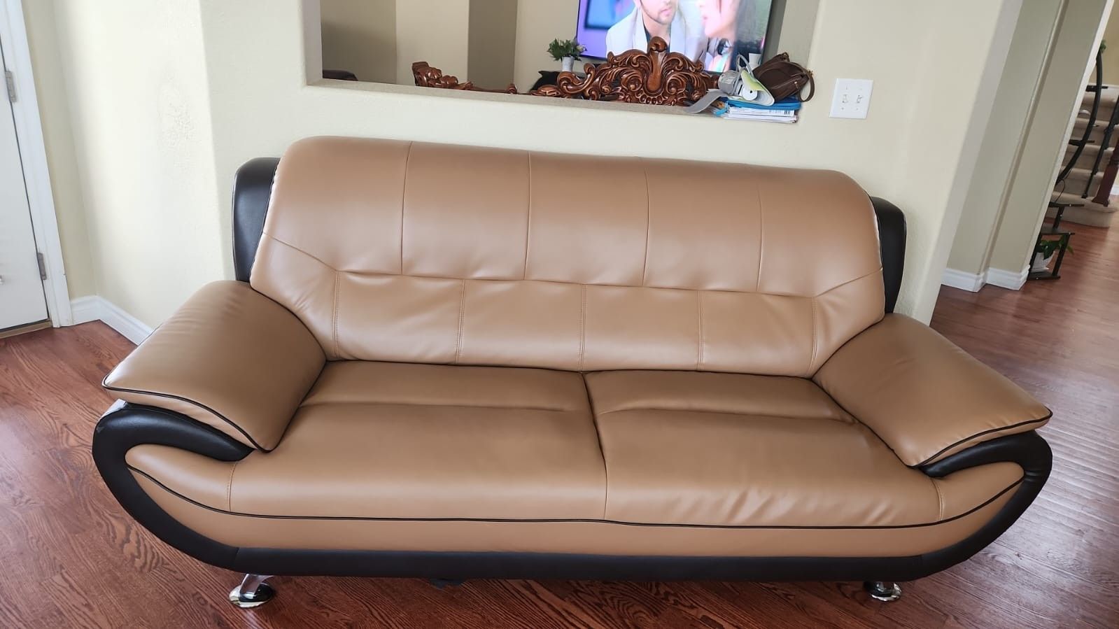 3 Sofas