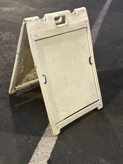 Bussiness sign