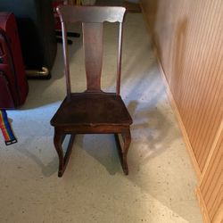Antique Rocking  Hemming Chair