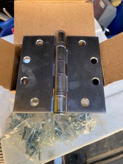 Stanley Heavy-Duty Door Hinge