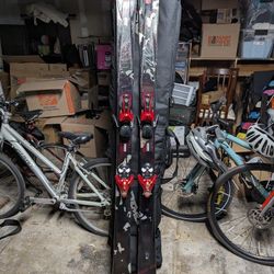 Salomon Spaceframe Skis with Salomon Bindings 180cm - Black/Red & Ski Bag