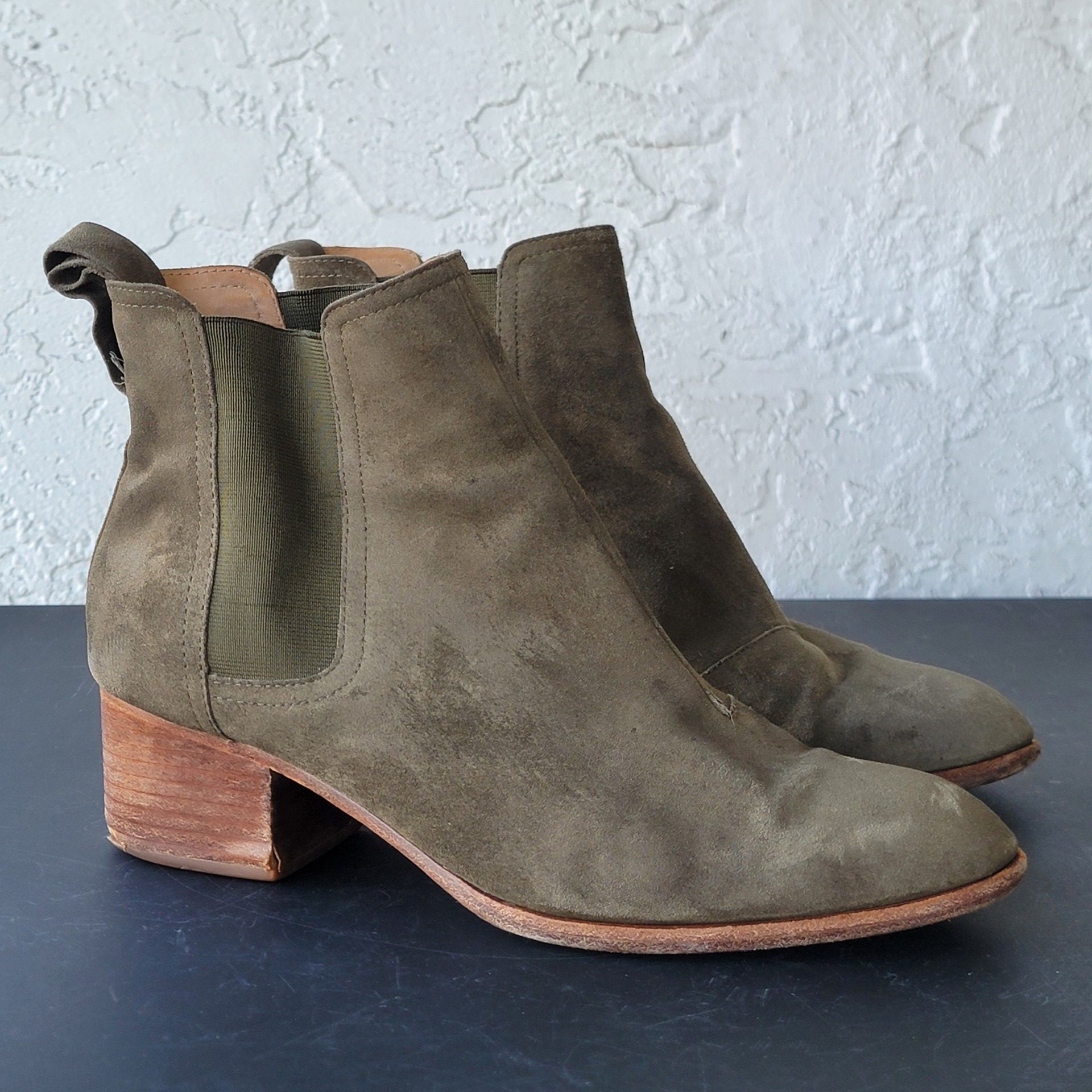 Rag & Bone Chelsea boots for Sale in San Diego, CA - OfferUp