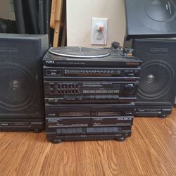 Yorx Compact Style Stereo Turnable Belt Drive Automatic Shut Off