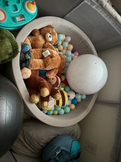 Baby’s ball pit