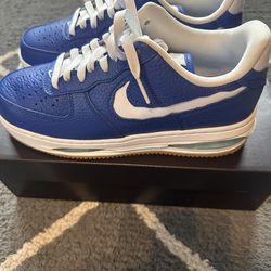 NIKE AIR FORCE 1 LOW EVO