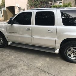 2005 Cadillac Escalade Platinum 