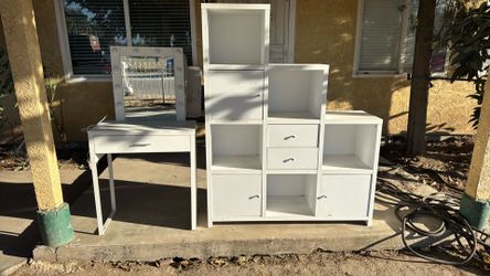 Vanity and bookshelf