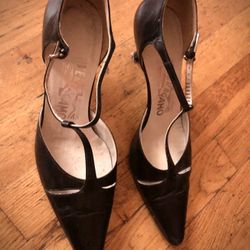 Ferragamo Leather Pumps
