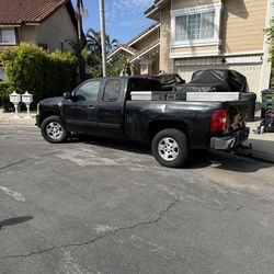 2007 Black Chevy Silverado 1500 With 2 Husky Toolboxes