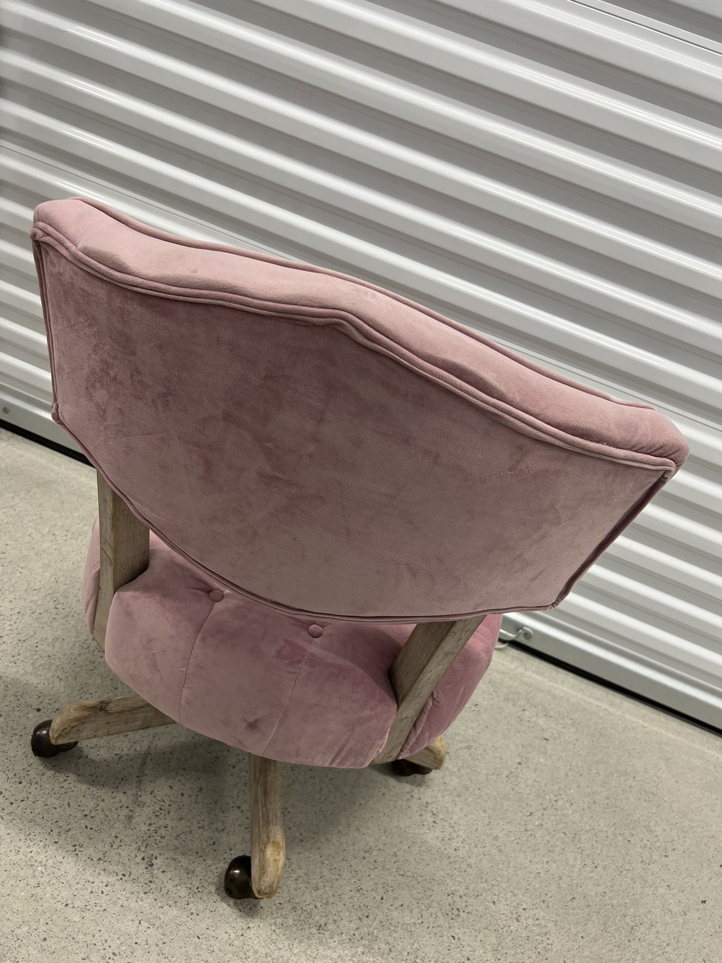 Home Goods Chair