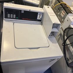 Speed Queen Washer And Dryer For Apartment Tenants 