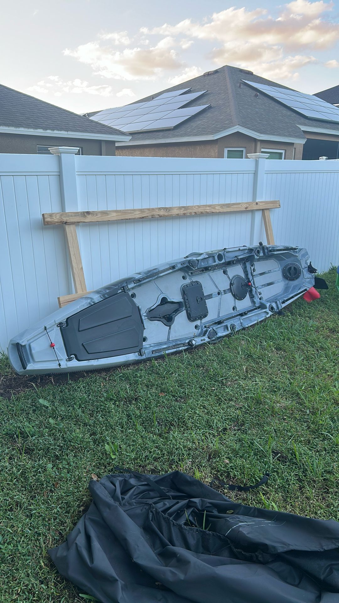 Hoodoo Impulse 120 Fishing Kayak 12ft