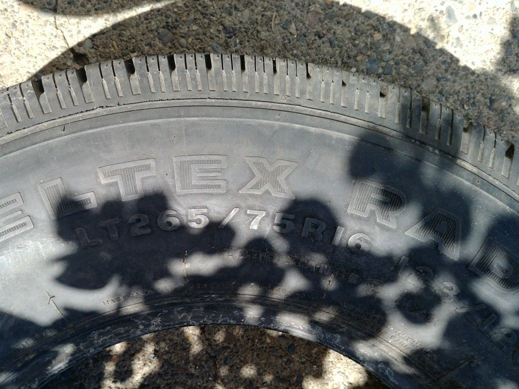 265/75/16 Firestone
