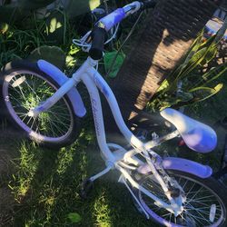 Schwin  girls bike size 20