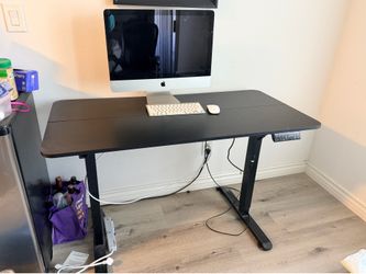 Desk (Adjustable Height)