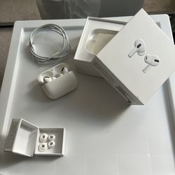 AirPods Pro 1st Gen (Original Box, Left Earbud Needs Replacing)