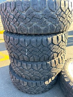 275/70r18 Goodyear tires en excelentes conditiones de Vida las 4