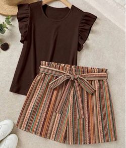 Ruffle Sleeve Top and Printed Shorts Set