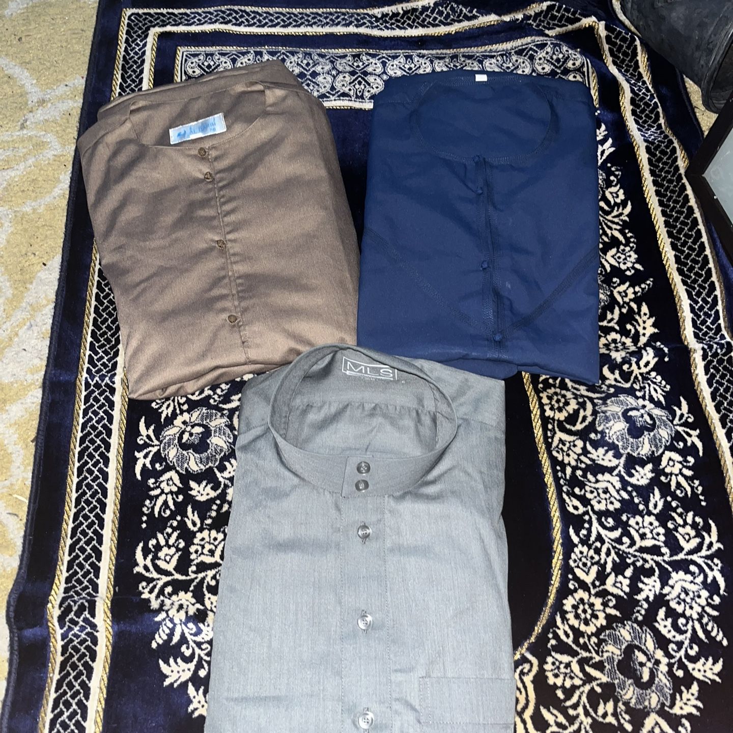 3 Thobes | Beige 56 M Slim Fit | Moonlight Blue 56m | Saudi Grey Collar Thobe 56M 