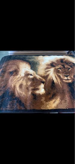 Lion area rug new