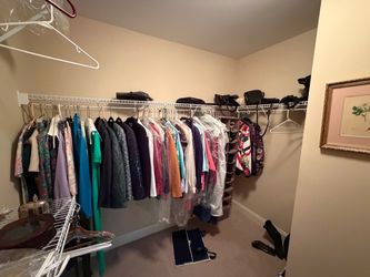 Huge Women’s Clothing, Shoes & Handbag Lot – Size Small / Shoes 7.5