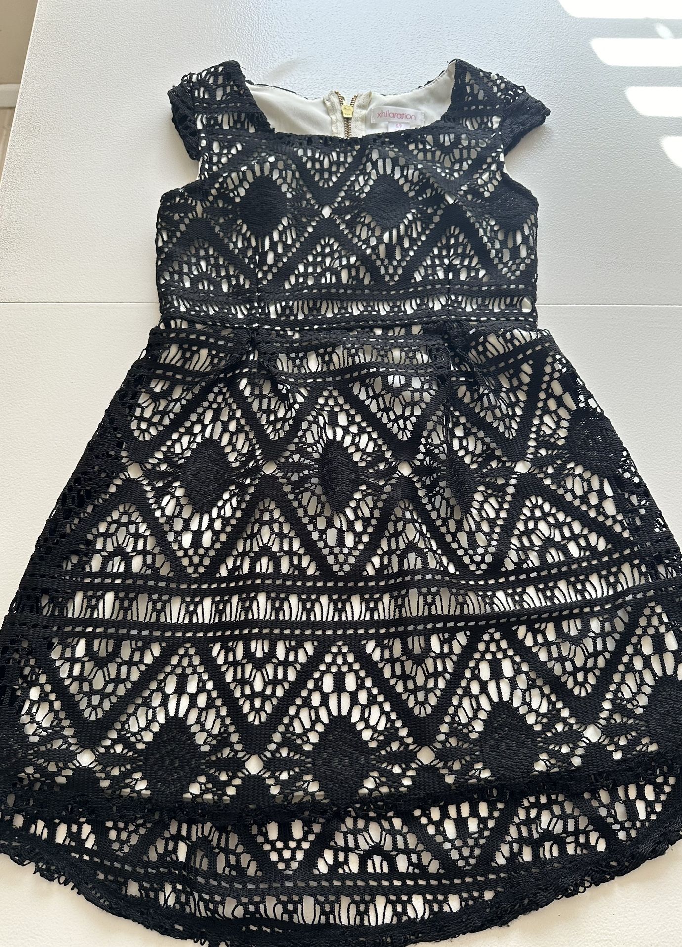Girls Size 6 Dress