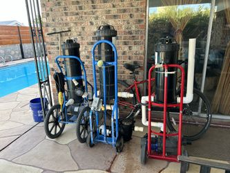 POOL VACUUMS