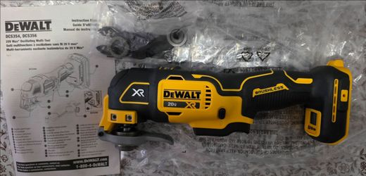 DeWalt 20V XR Brushless Oscillating Multi-Tool