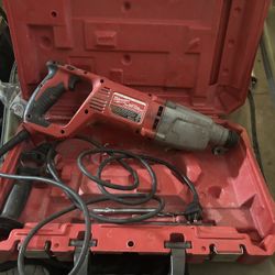 Milwaukee Rotary Hammer 