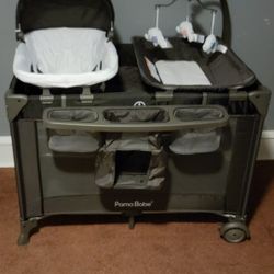Pack And Play 4 IN 1 Multi-function Design