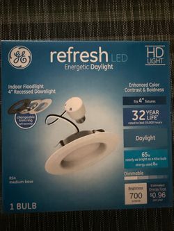 GE Refresh LED Indoor Floodlight 8 available