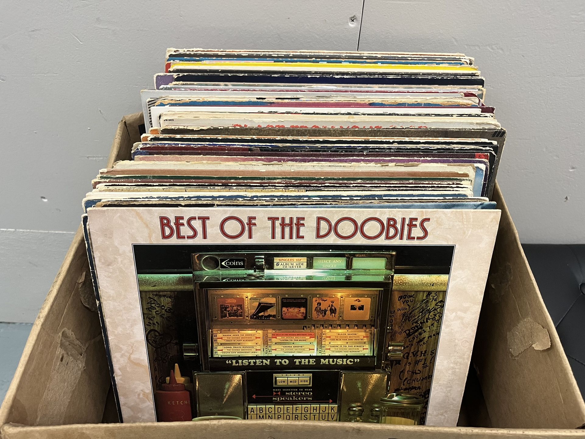 approx. 50 + assorted ROCK vinyl records lps albums record collection (lot A)