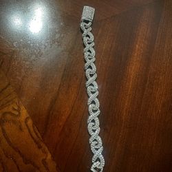 Infinity Shaped 