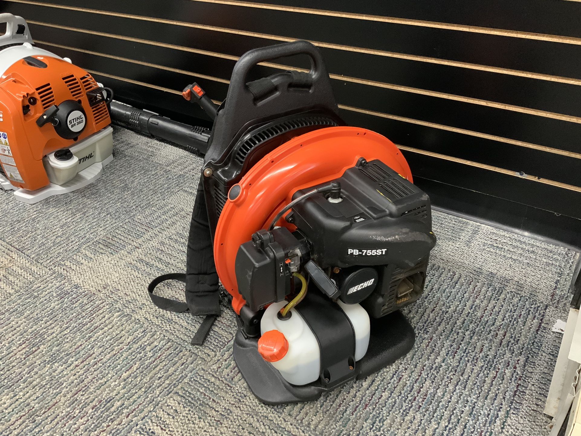 ECHO 233 MPH 651 CFM 63.3cc Gas 2-Stroke Backpack Leaf Blower with Tube Throttle (kill Switch Is Not Working)
