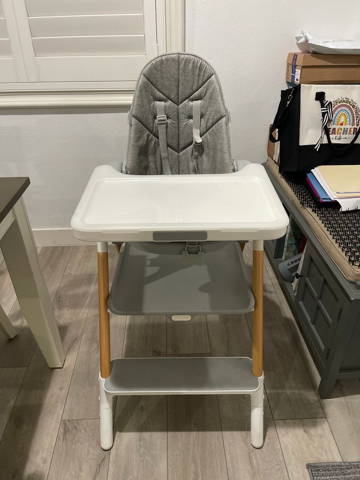 Skip hop Sit to step high chair