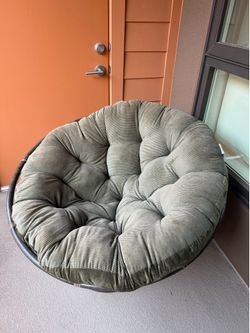 Papasan chair