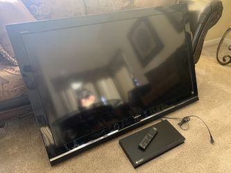 SONY BRAVIA 55” TV W/ Blu-ray DVD player