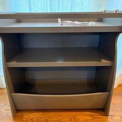 Changing table with storage