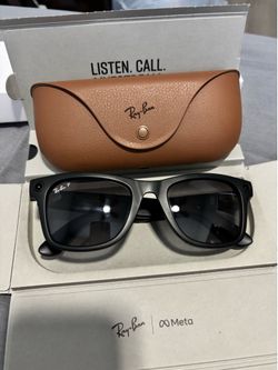Ray Ban Wayfarer Meta Glasses