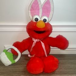 EASTER ELMO 2002 MATTEL ,FISHER PRICE Sing & Talk “Rare Plush “ https://offerup.com/redirect/?o=QjU2MjEud29ya3M= (#9)