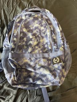 VS pink backpack