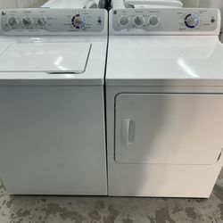 Matching GE Washer Dryer Set 